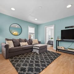 2 BD Condo I Steps From Lake Michigan