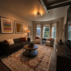 1820 W Belle Plaine #2
