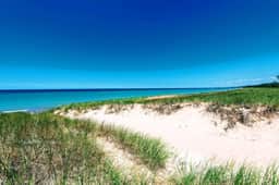 2 BD Beach Condo | Steps from Lake Michigan