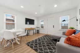 2 BD Beach Condo | Steps from Lake Michigan