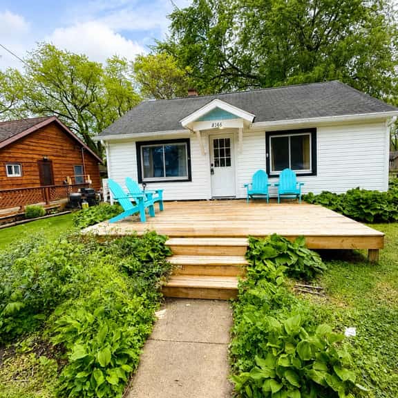 Lake Escape Cottage | Minutes to Paw Paw Lake + Wineries - Image 1