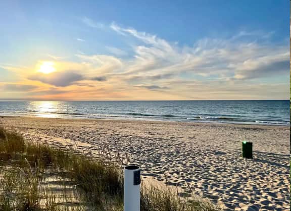Beach Condo I Steps From Lake Mich