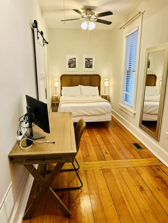 Mid-Century Modern 2 BD APT | Walk to Wrigley