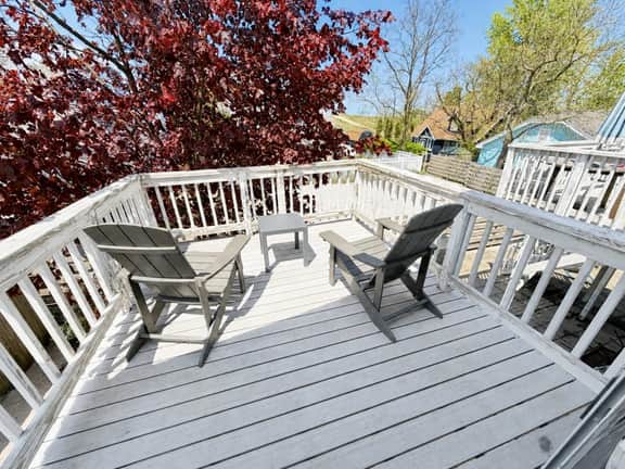 Beach Condo I Steps From Lake Mich